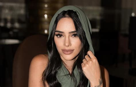 Bruna Biancardi diz que leva feijão na mala para Arábia Saudita .